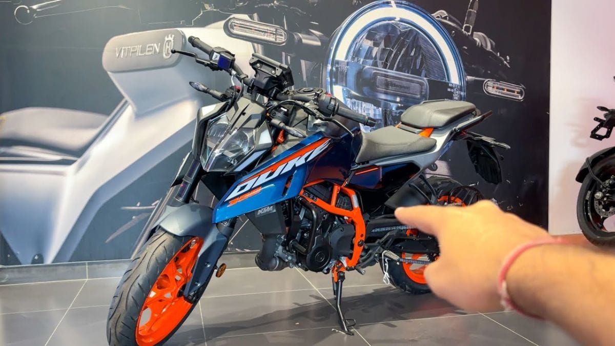 KTM Duke 390 